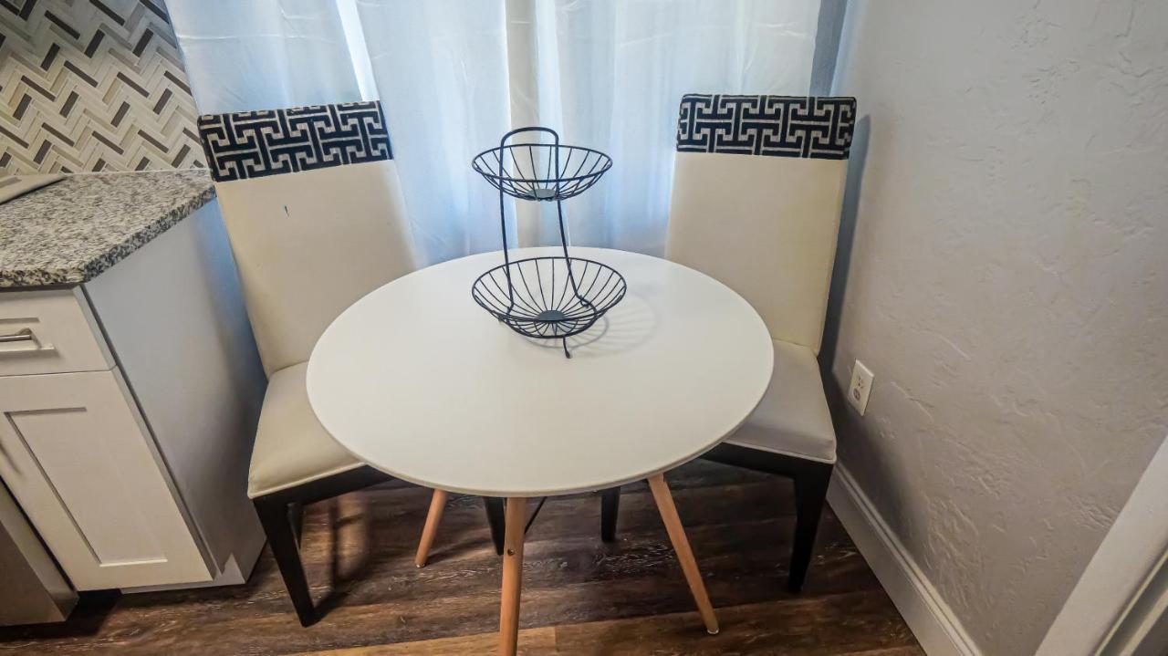 클리어워터 Elegant Cozy Oasis On A Traffic Free Street 빌라 외부 사진